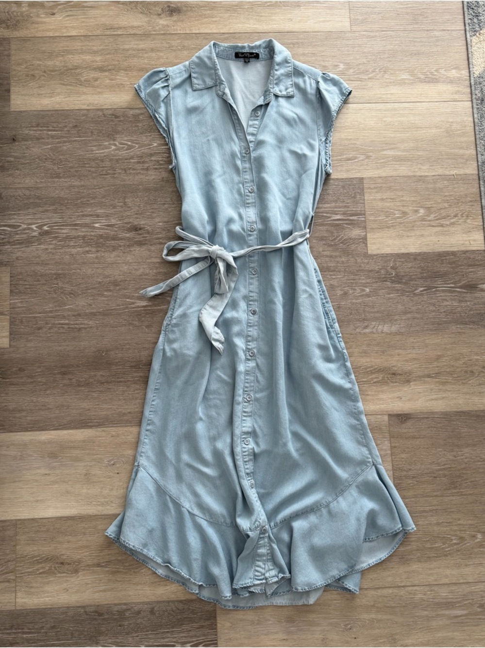 Chambray Velvet Heart Button-Front Dress with Tie Waist